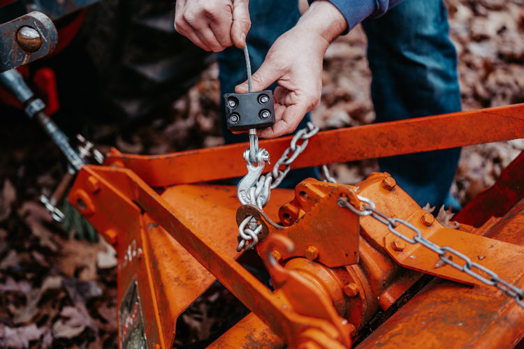 Implement Raiser TractorCrane - The World's First Implement Hoist System